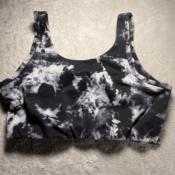 strut this women’s black and white tie dye cycle bar medium sports bra - Picture 2 of 4